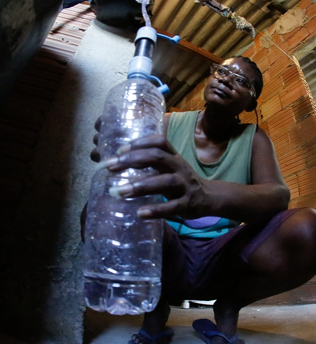 Imagem de printscreen de sites onde a Água Camelo aparece